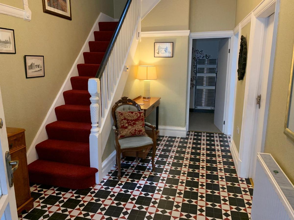 Heather Glen. Six Bedroom Home Near The Sea. Blackpool Exterior photo